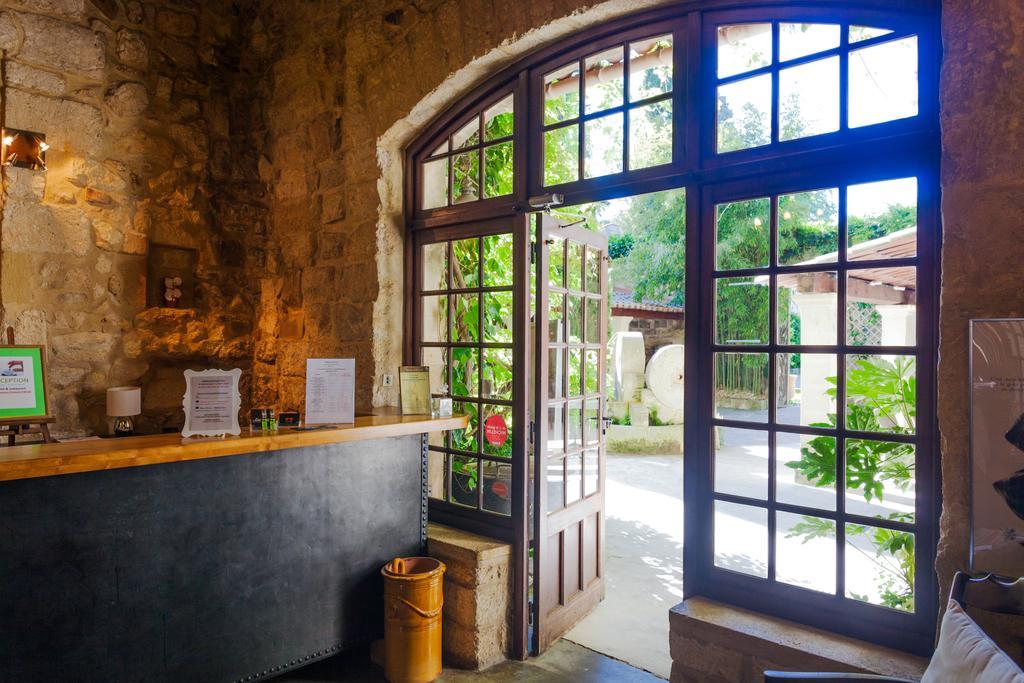 Auberge Du Pont Romain Сомм'єр-дю-Клен Номер фото